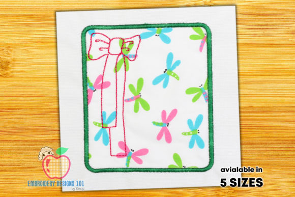 Bow Made As the Border Applique Design Review