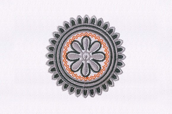 Circular Quilting Design: A Holiday Embroidery Review